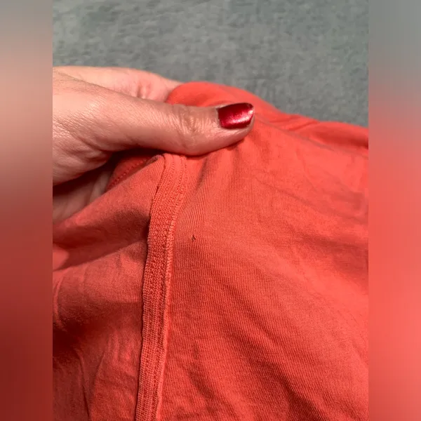 Lululemon coral women’s tee - Image 9