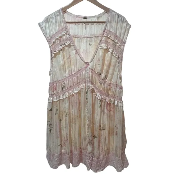 Free People Spring Fling Mini Dress Medium Pink Lace Boho Floral Cottagecore - Image 2