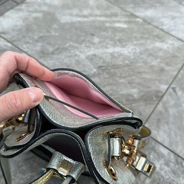 Cute , small metallic bucket purse -made in Italy - Image 13