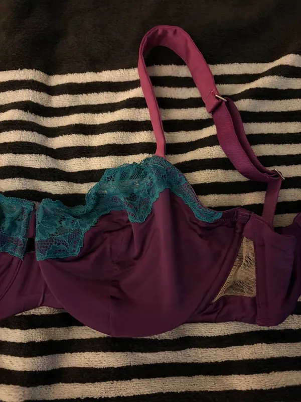 Unveiled Purple & Teal Bra 34DDD - Image 3