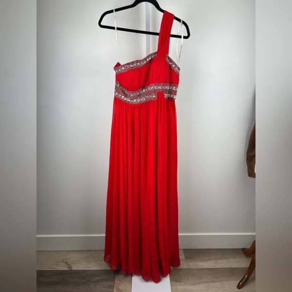 FabuLuxe Couture Red One-Shoulder Beaded Evening Gown Size Large Hand Beaded - Image 15