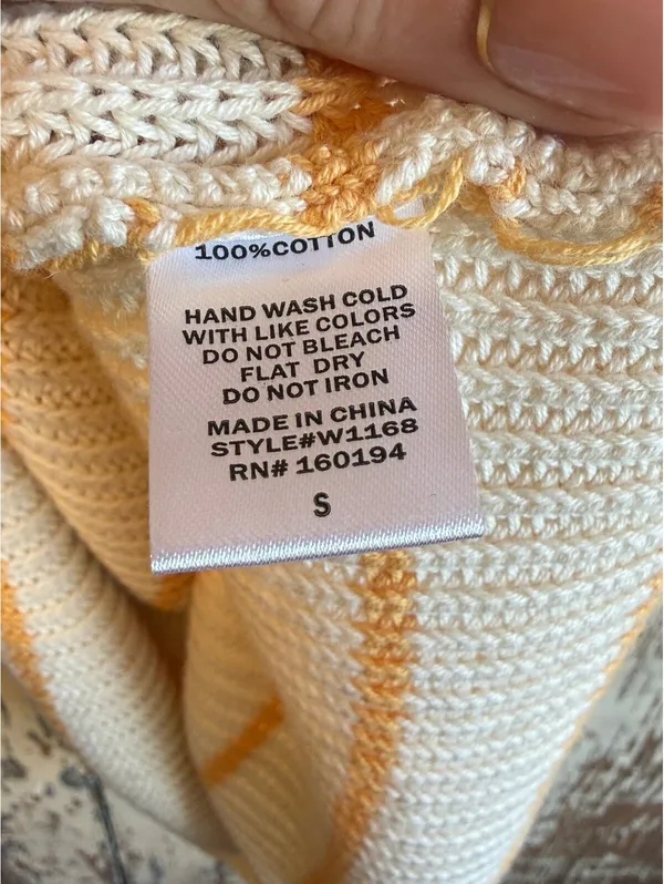 By Together cream yellow knit short sleeve sweater with chest pocket, size Small - Image 5