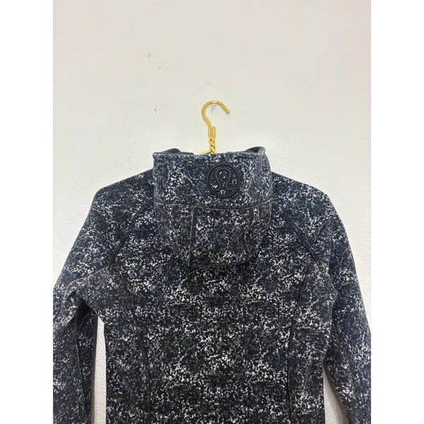 Lululemon Scuba Hoodie II Size 6 Rocky Road Sand Dune Toothpaste / Storm - Image 11