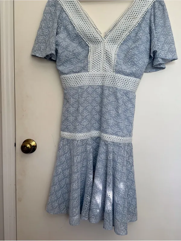 Gianni Bini Light Blue Lace Mini Dress with White Trim, eyelet lace flare dress - Image 5