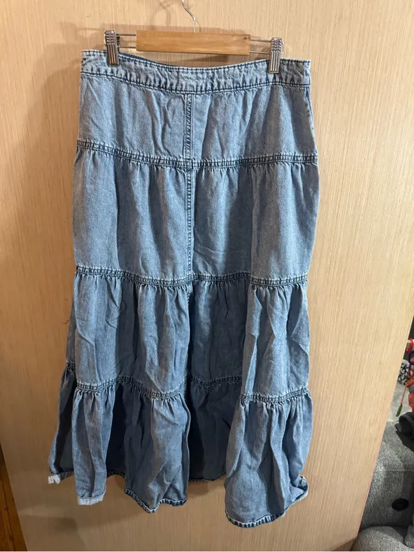 Women’s Maurices Light Blue Denim Tiered Button-Front Maxi Skirt Size 4 - Image 2