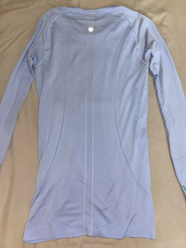 Lululemon Swiftly Tech Long Sleeve - Image 3