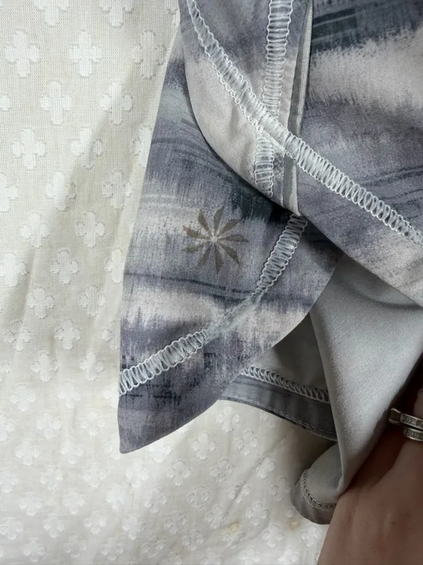 Athleta Gray Tie Dye Lined Racer Run Shorts‎ - Image 5