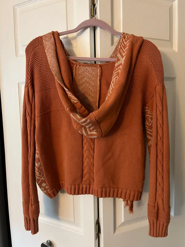 FATE Sweater Knit - Image 2