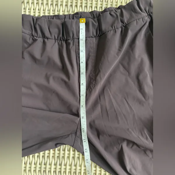 Vuori‎ Miles Ankle Pant medium athleisure workout yoga streetwear techwear - Image 13