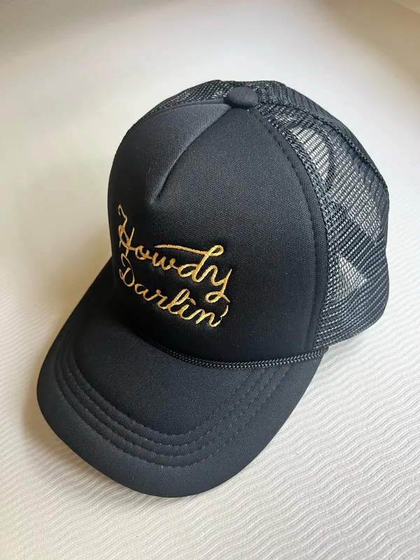 Howdy Darlin’ classic trucker hat NWOT Black - Image 2
