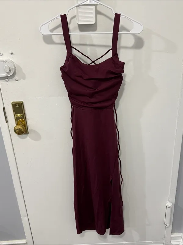 NWOT Halara Red Ruched Lace Up Bodycon Midi Dress - Image 4