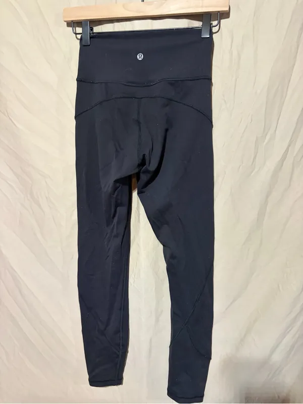 Lululemon In Movement 7/8 Tight *Everlux 25" - Image 3