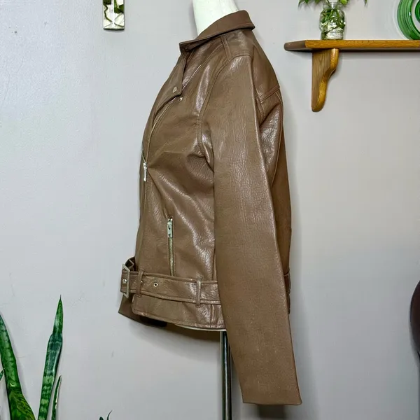 Old Navy Faux Leather Moto Jacket Women’s Size Medium - Image 2