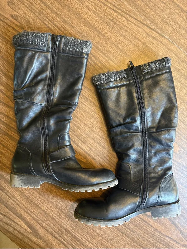 Aldo Size 7 Black Leather Faux Fur Boots - Image 2
