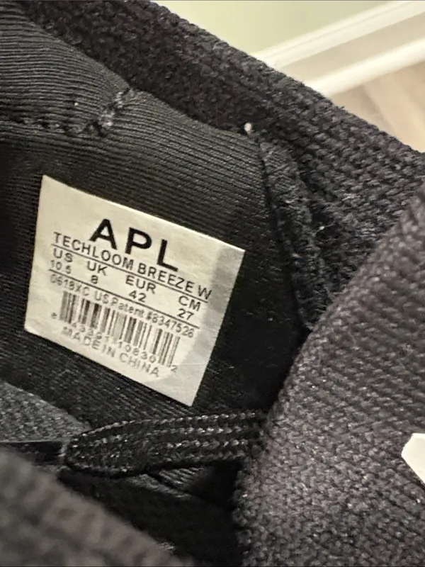 APL Black Low Top Techloom Breeze Sneakers size 10.5 - Image 6