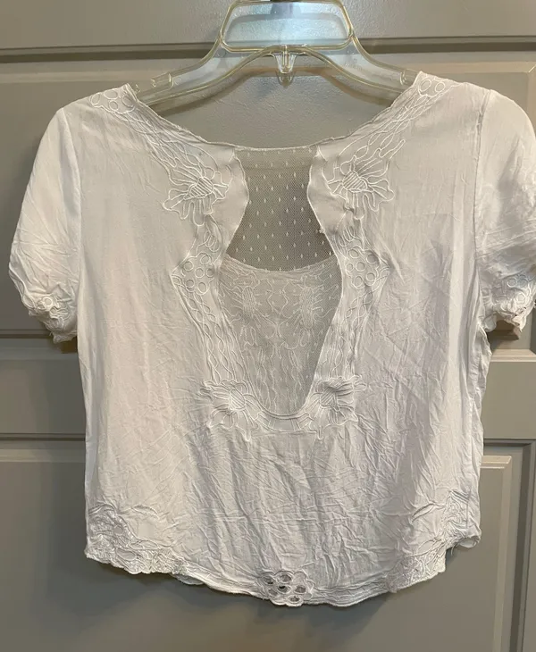 Kimchi Blue White Crop Top - Image 4
