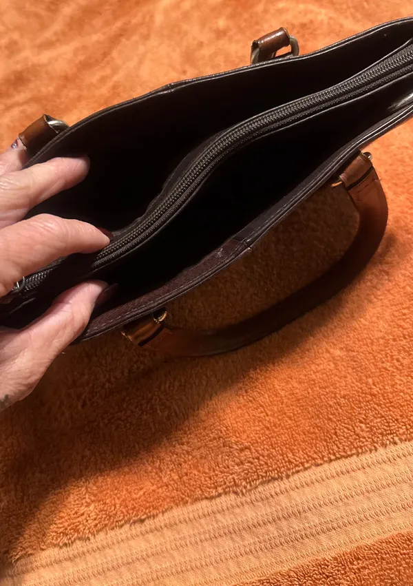 Fossil purse - Image 5