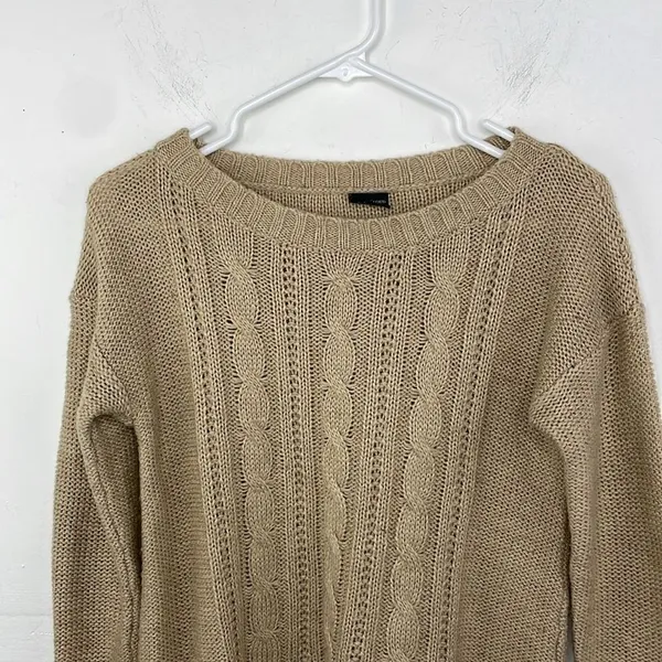 Faded Glory cable knit camel color sweater size small - Image 3