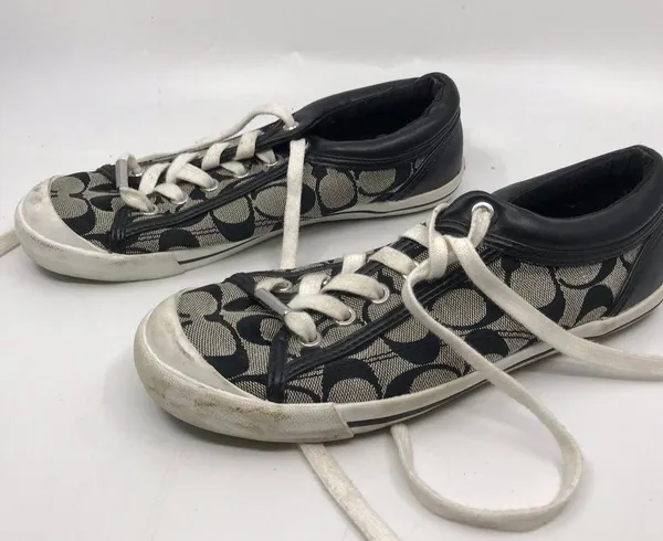 Coach lace up shoes Size: 7.5B - Image 3