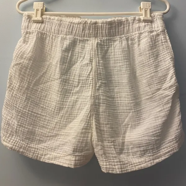H&M‎ White Shorts - Image 2