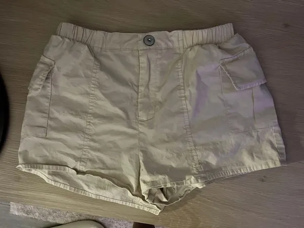 Art Class Cargo Shorts - Image 2