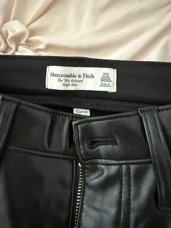 Abercrombie 90s Relaxed Vegan Leather Pants - Image 2