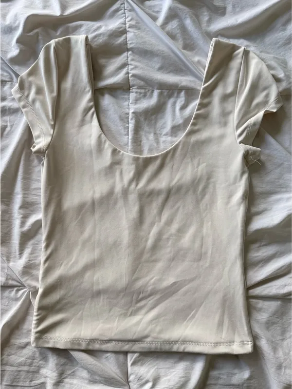 Old navy soft top cream  - Image 2