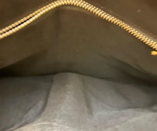 Black vintage patent purse - Image 3