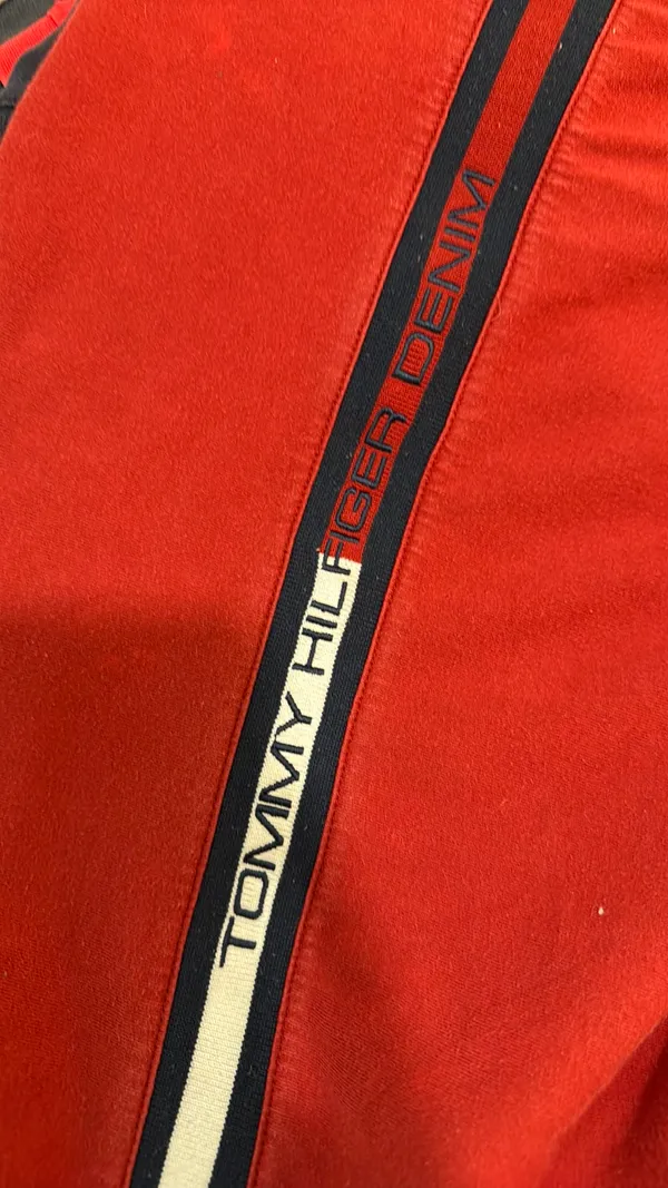 Tommy Hilfiger Tee - Image 9