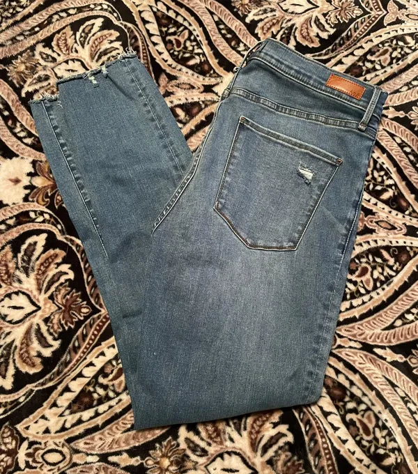 Abercrombie Ultra High Rise Super Skinny Ankle Jeans - Image 5