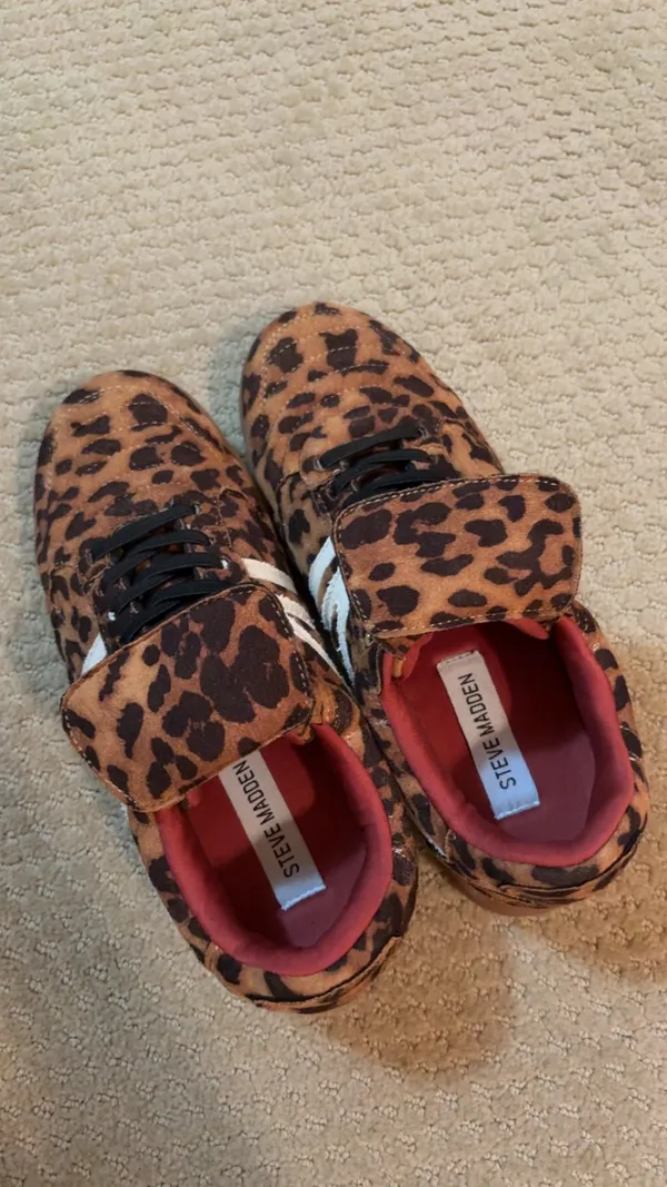 Steve Madden Sneakers - Image 2