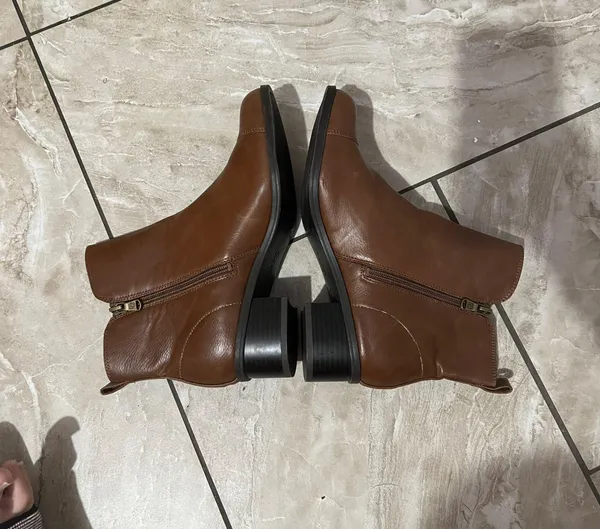 CHAPS Brown Ankle Boots - Image 5