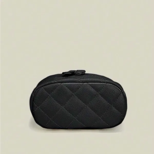 Elegant Black Quilted Handbag - Image 8