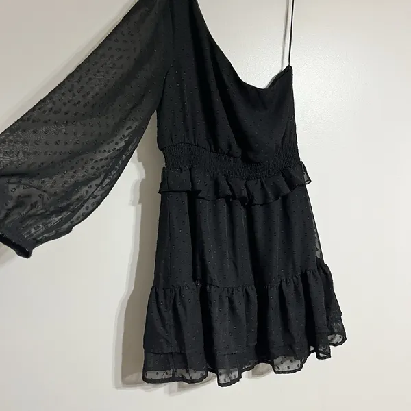 Altar'd State‎ Women's Black Tiered Ruffle One Sleeve Mini Dress Size Large - Image 2