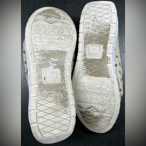 Muklucks Women’s Size 9 Beige Polka Dot Striped Boardwalk Stepping Out Sneakers - Image 7
