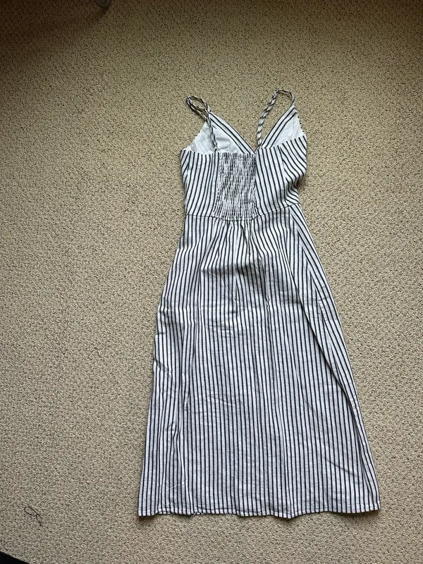 Abercrombie Dress with Thin Straps and Stripe XS - Image 2