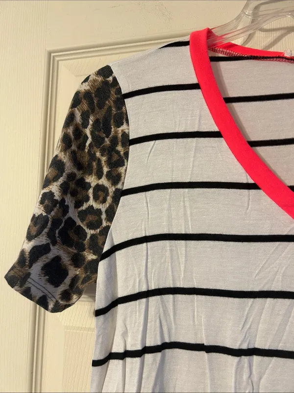 Bibi Boutique Striped V-Neck Tee with Leopard Sleeves and Neon Trim Medium - Image 2