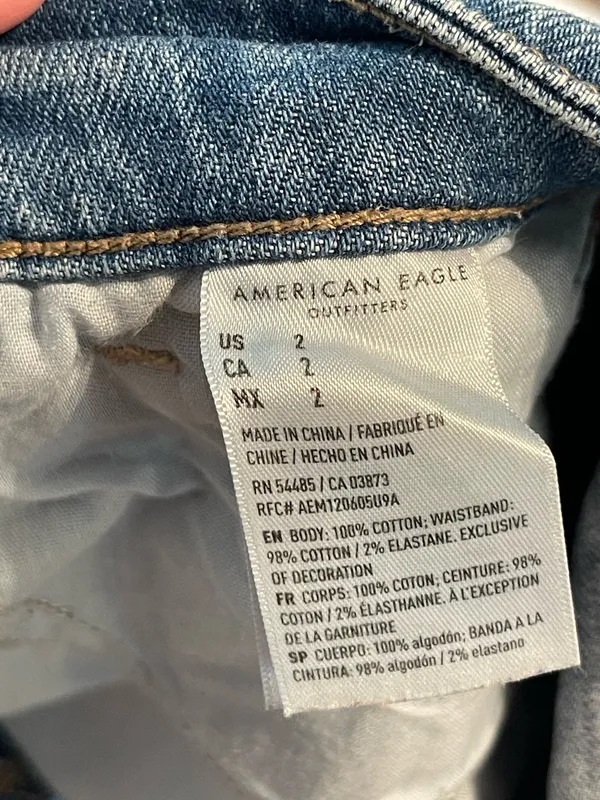 American Eagle Outfitters Shorts - Image 4