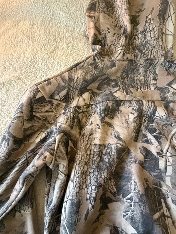 Camo Hoodie - Image 7