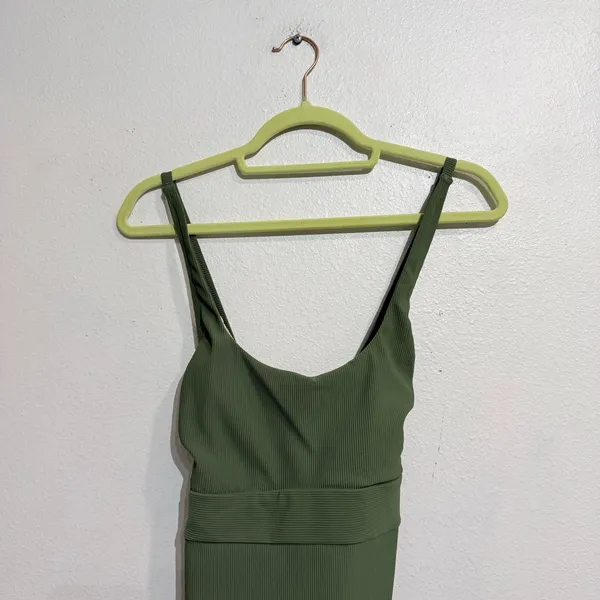 Cupshe Olive Green Ribbed One Piece Swimsuit Sz M NWT - Image 3