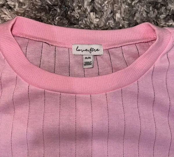 Love, Fire Pink Ruched Side Crop Top - Image 3
