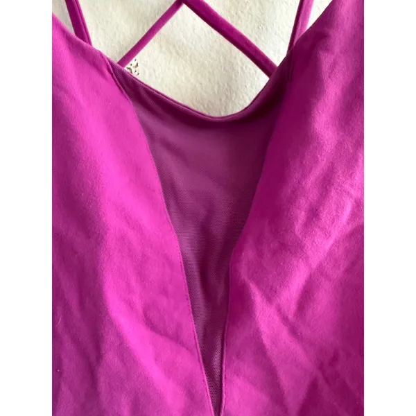Lululemon Wild Tank Top Magenta Purple‎ Strappy Mesh V-Neck Yoga Camisole Size 8 - Image 3