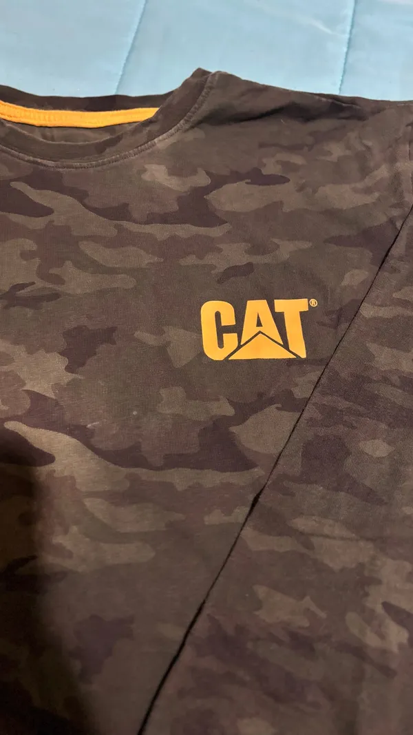 Men’s long sleeve caterpillar graphic work shirt - Image 3
