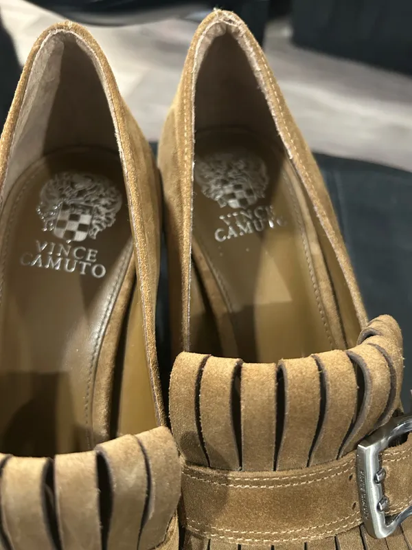 Vince Camuto Suede Fringe Tassle Shoes - Image 10
