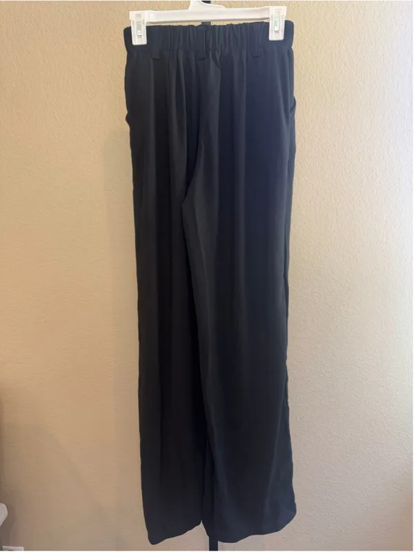 Size XS (Tall) Halara High Waisted Plicated Side Pocket Wide Leg Waffle Pants - Image 4