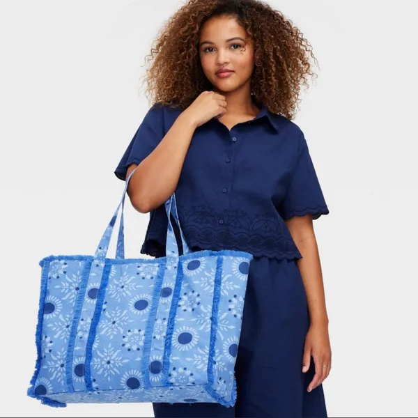 New nwt roller rabbit x target star medallion fringe canvas tote bag - Image 2