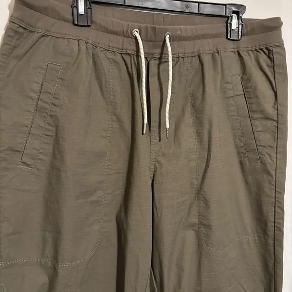 Vuori XL Women Olive Green Ripstop Jogger Pants with organic cotton drawstrings - Image 2