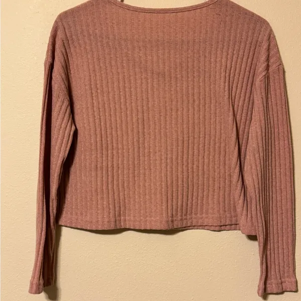 Cozy V-Neck Ribbed Long Sleeve Top - Dusty Pink - Image 2