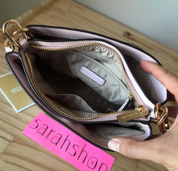 Michael Kors Purse - Image 8