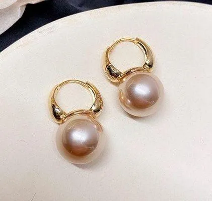 Fashion Elegant Pearl Drop Dangle Earrings for Women - Image 3